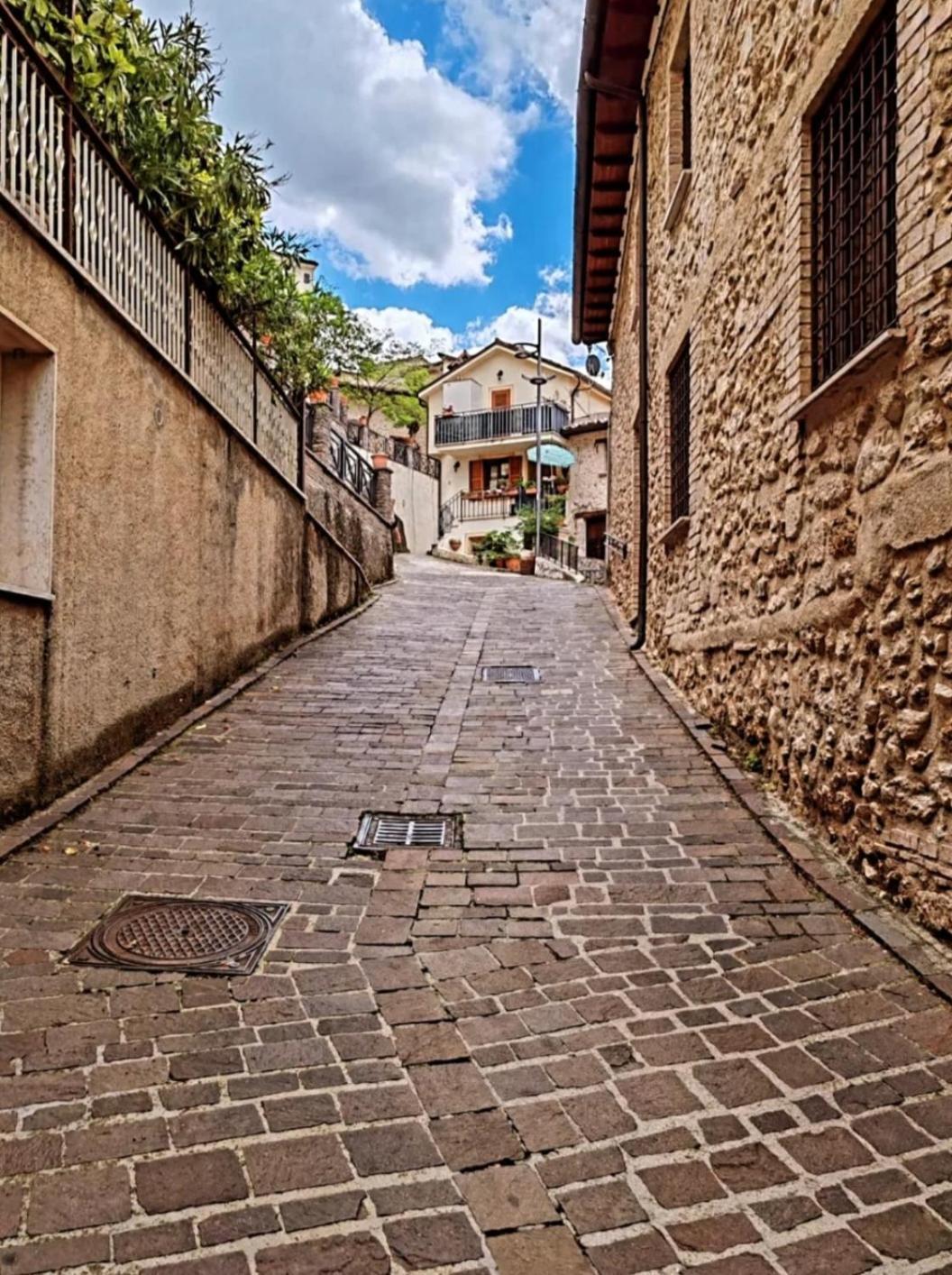 Il Sentiero Apartment Poggio Bustone Bagian luar foto